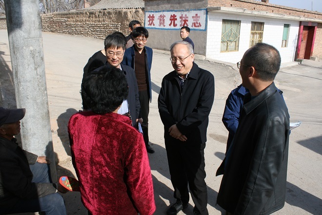 代县县委书记田永清深入到阳明堡镇调研脱贫攻坚工作