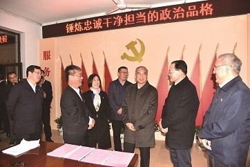图为省委副书记林武在代县阳明堡镇调研主题教育开展情况;石俊文  摄.