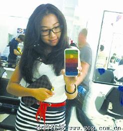 贵州炫富女父亲被纪委约谈