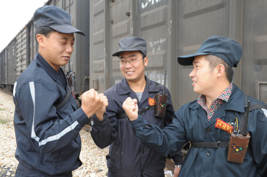 原平车务段发挥青工潜力保安全